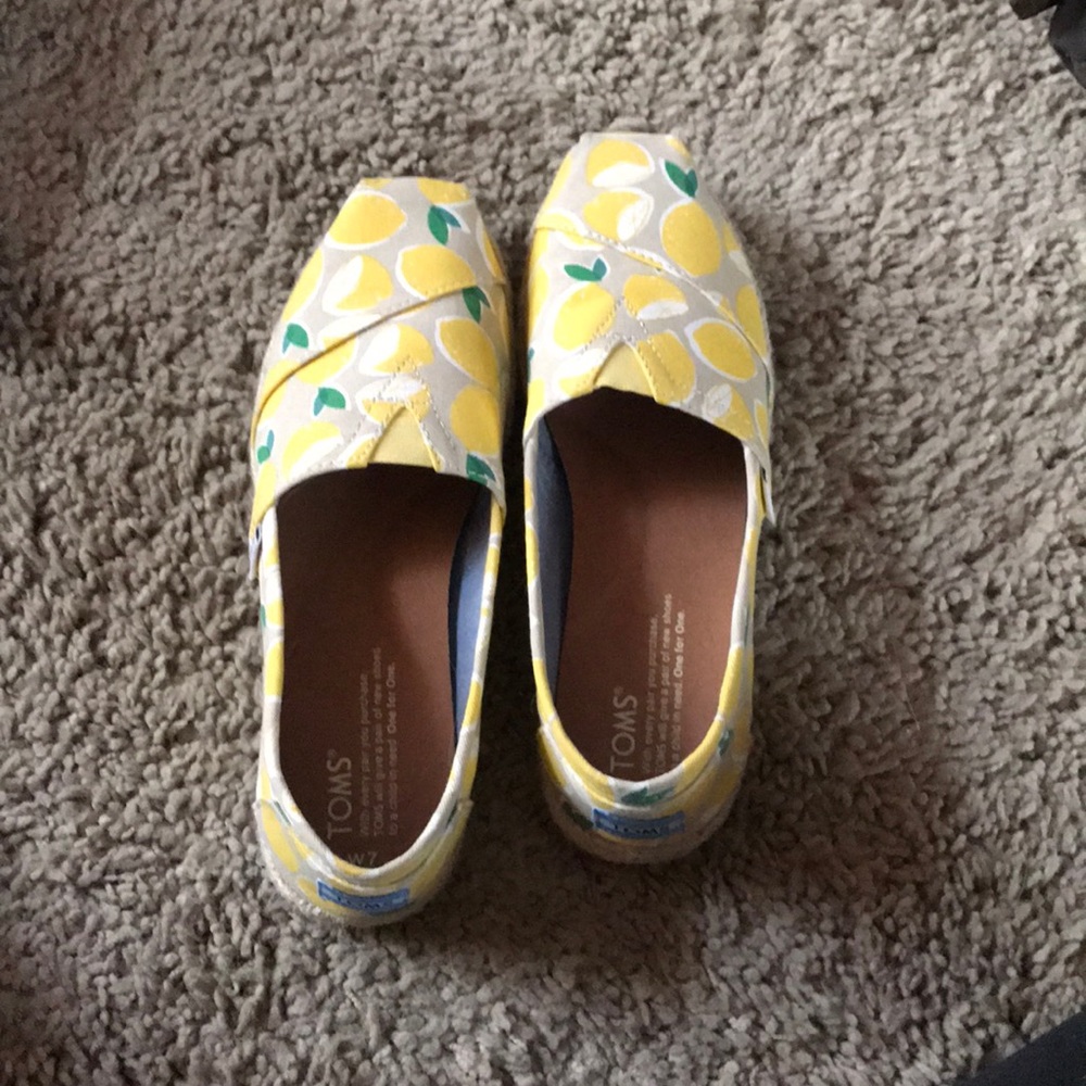 Lemon toms